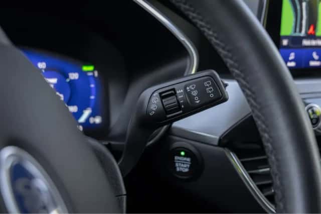 Ford Kuga (2021) thumbnail 19