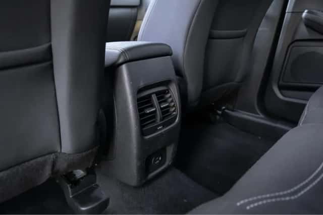 Ford Kuga (2021) thumbnail 22