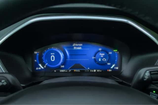 Ford Kuga (2021) thumbnail 27