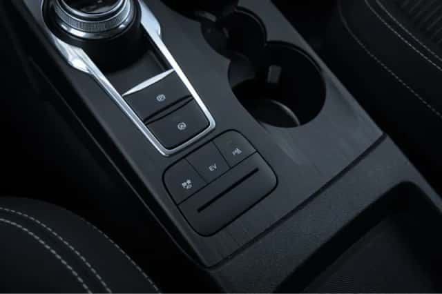 Ford Kuga (2021) thumbnail 29