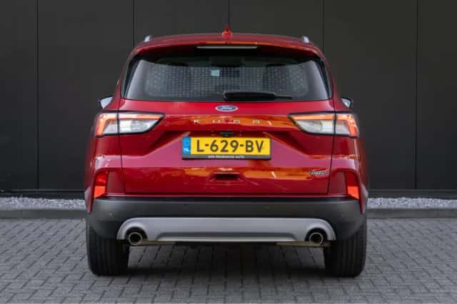 Ford Kuga (2021) thumbnail 36