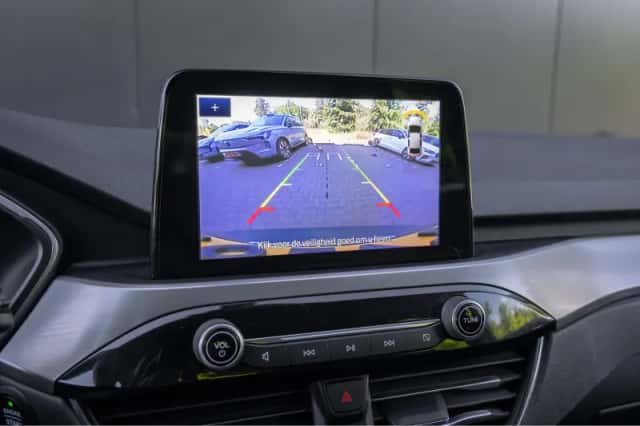 Ford Kuga (2021) thumbnail 7