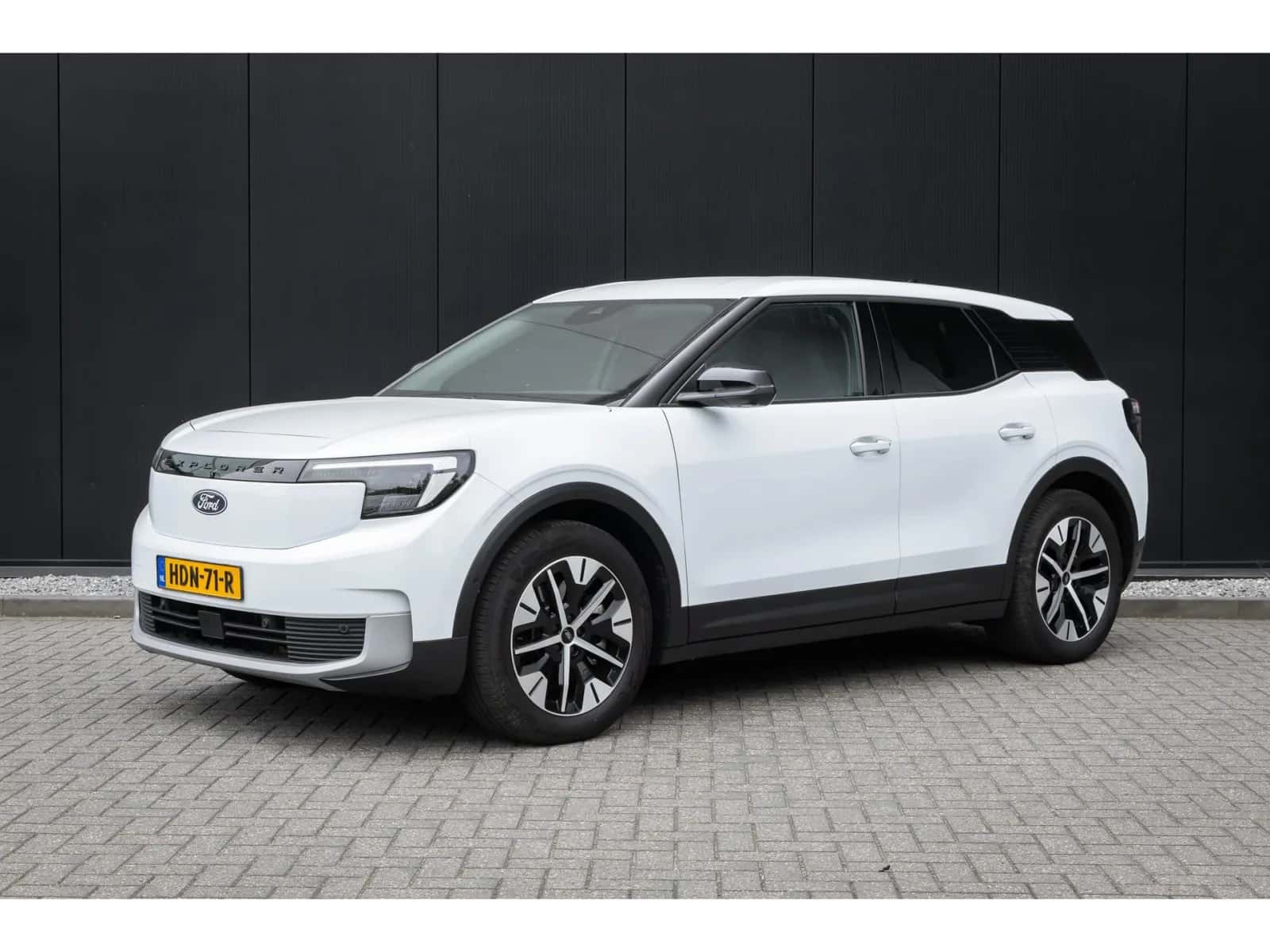 Ford Explorer (2025) — foto 1