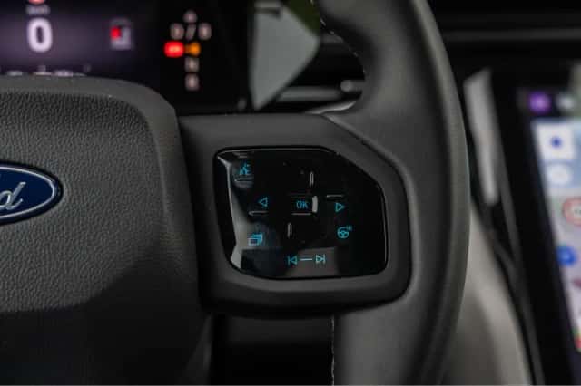 Ford Explorer (2025) thumbnail 18