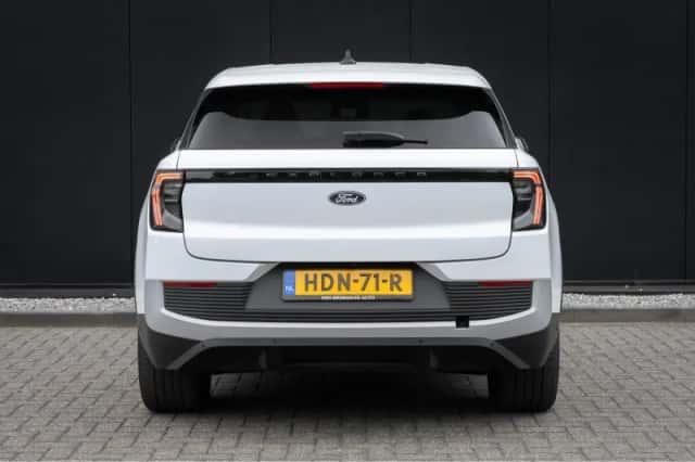 Ford Explorer (2025) thumbnail 5
