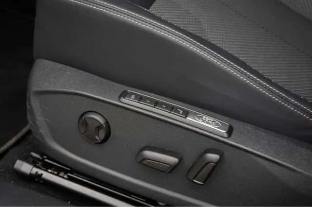 Ford Explorer (2025) thumbnail 7