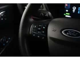 Ford Kuga (2024) thumbnail 11