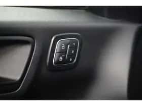 Ford Kuga (2024) thumbnail 15