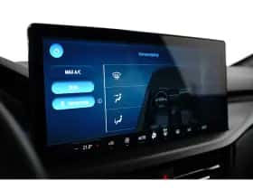 Ford Kuga (2024) thumbnail 17