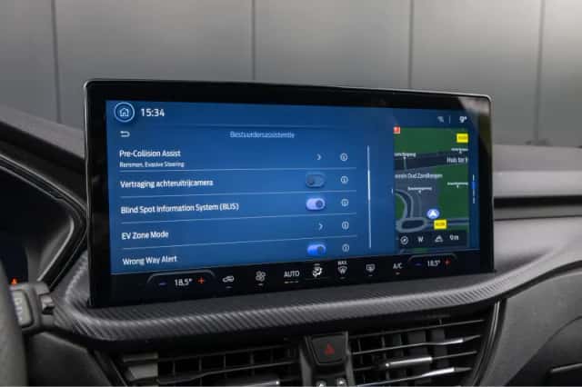 Ford Kuga (2024) thumbnail 20