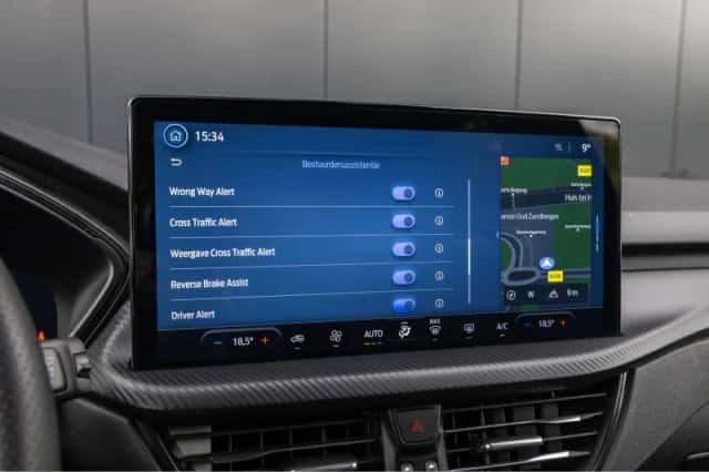 Ford Kuga (2024) thumbnail 21