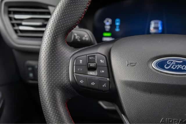 Ford Kuga (2024) thumbnail 23