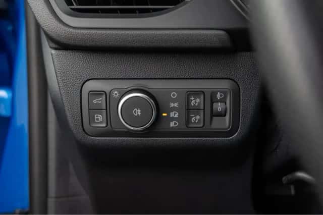 Ford Kuga (2024) thumbnail 29