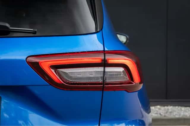 Ford Kuga (2024) thumbnail 39