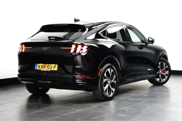 Ford Mustang Mach-E (2024) thumbnail 8