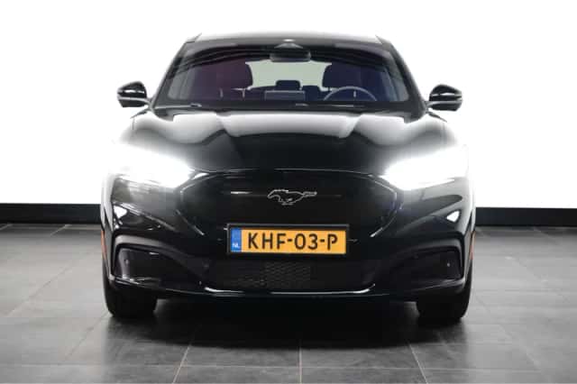 Ford Mustang Mach-E (2024) thumbnail 9