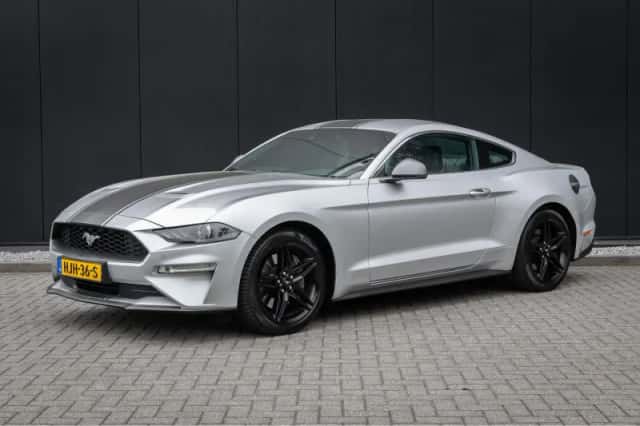 Ford Mustang (2018) thumbnail 1