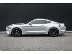Ford Mustang (2018) thumbnail 3