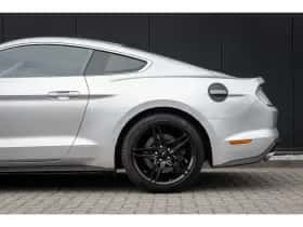 Ford Mustang (2018) thumbnail 44