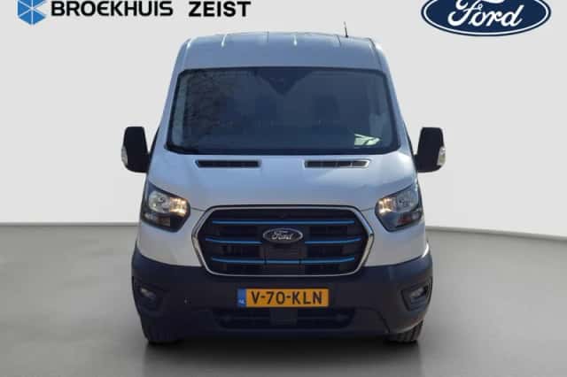 Ford E-Transit (2024) thumbnail 5