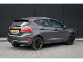 Ford Fiesta (2018) thumbnail 2