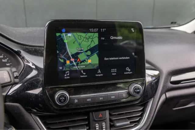 Ford Fiesta (2018) thumbnail 13