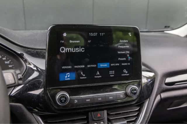 Ford Fiesta (2018) thumbnail 16