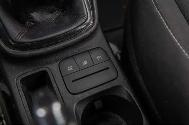 Ford Fiesta (2018) thumbnail 27