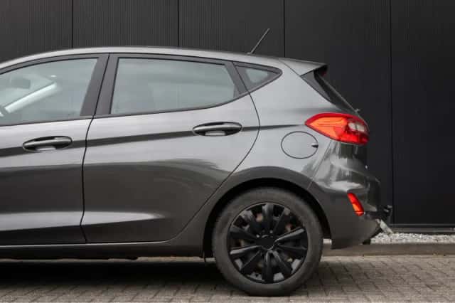 Ford Fiesta (2018) thumbnail 33