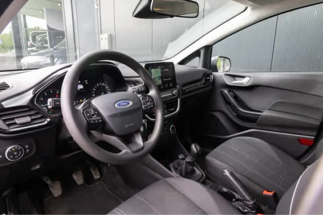 Ford Fiesta (2018) thumbnail 9