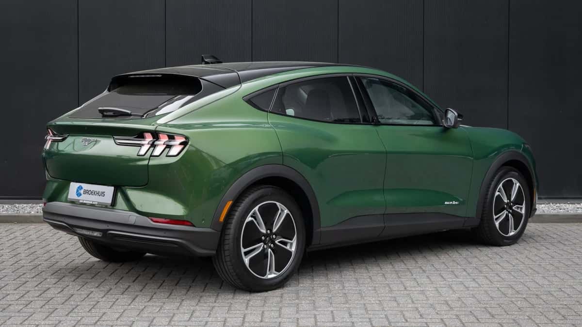 Ford Mustang Mach-E (2026) — foto 1