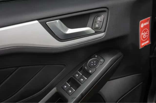 Ford Focus (2021) thumbnail 21