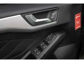 Ford Focus (2021) thumbnail 21