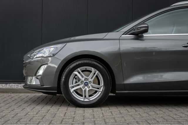 Ford Focus (2021) thumbnail 34
