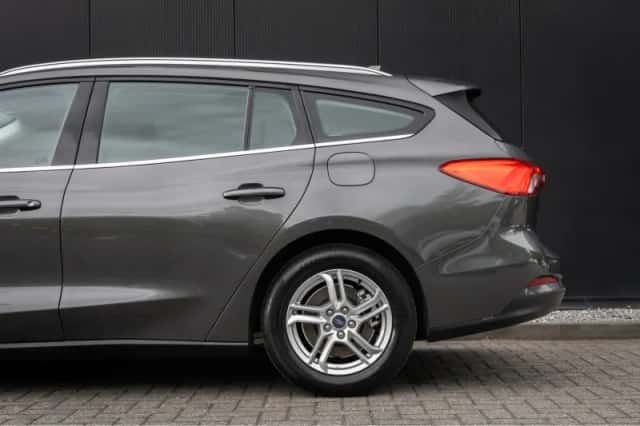 Ford Focus (2021) thumbnail 35