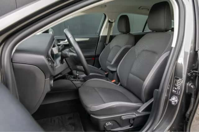 Ford Focus (2021) thumbnail 5