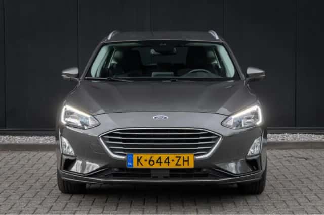 Ford Focus (2021) thumbnail 6