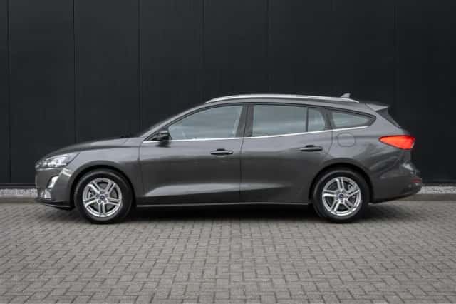 Ford Focus (2021) thumbnail 8