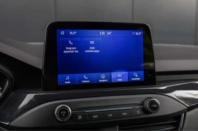 Ford Focus (2021) thumbnail 16