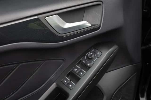 Ford Focus (2021) thumbnail 21