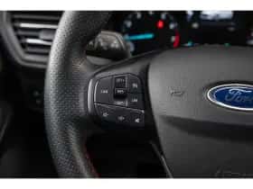 Ford Focus (2021) thumbnail 23