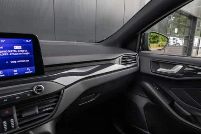 Ford Focus (2021) thumbnail 29