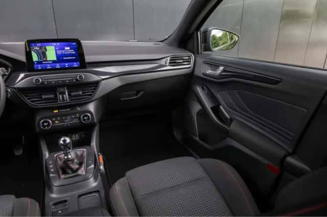 Ford Focus (2021) thumbnail 33