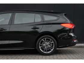 Ford Focus (2021) thumbnail 39