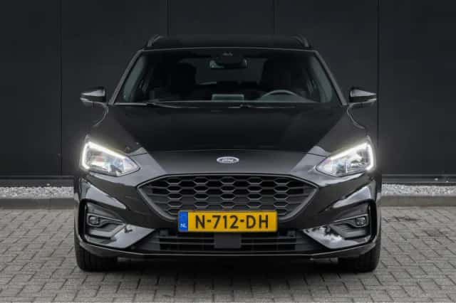 Ford Focus (2021) thumbnail 7