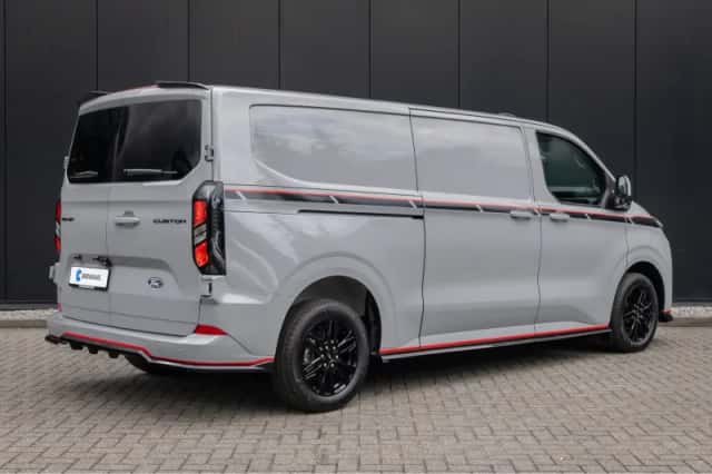 Ford Transit Custom (2026) thumbnail 2