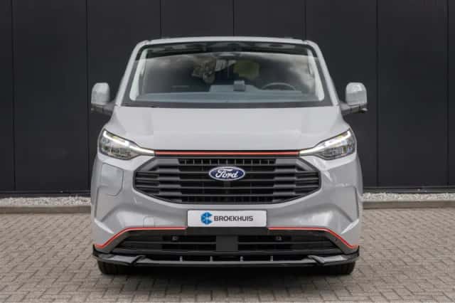 Ford Transit Custom (2026) thumbnail 3