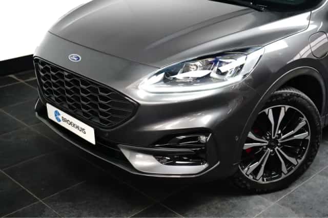 Ford Kuga (2022) thumbnail 15