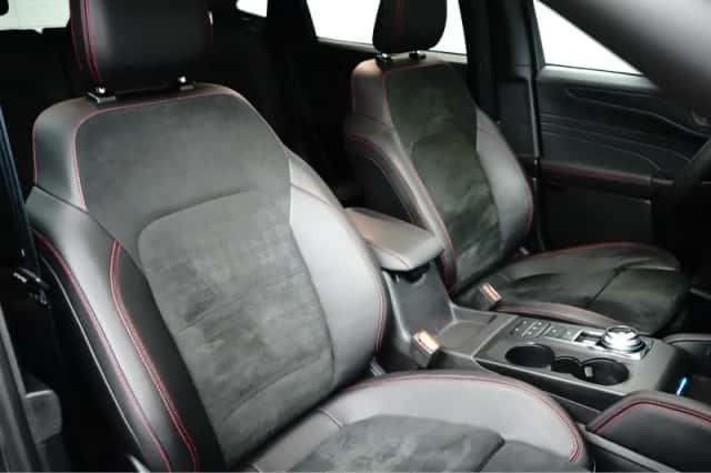 Ford Kuga (2022) thumbnail 25
