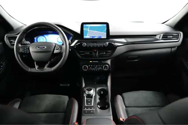 Ford Kuga (2022) thumbnail 6